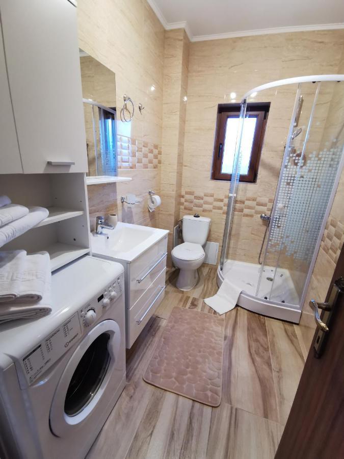 Charming Apartment In Villa Яш Екстериор снимка